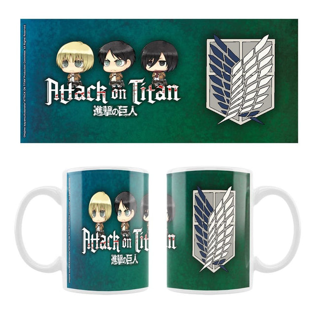 Attack on Titan - Mug in ceramica Chibi Style con Eren, Mikasa & Armin