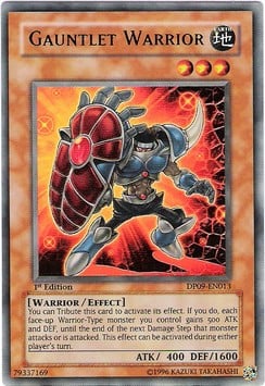 DP09-013 · Guerriero Guantato / Gauntlet Warrior UR (ITA)