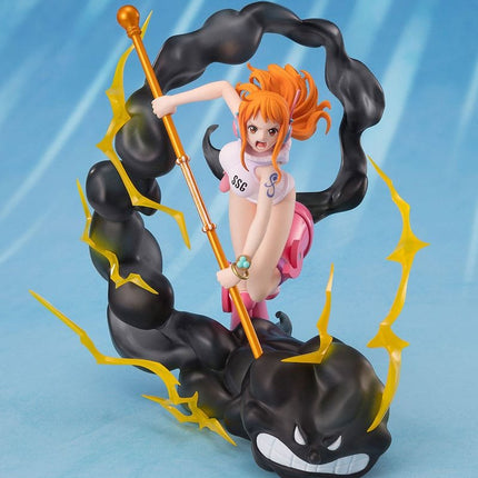 One Piece - Nami Lightning Blast Figure 17 cm